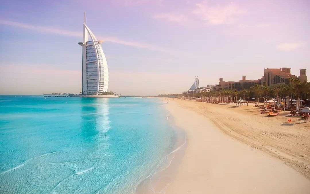 Top 5 veřejných pláží v Dubaji, které si zamilujete