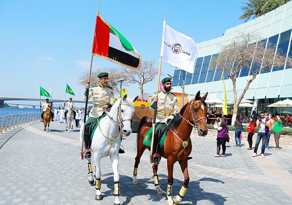 Nová éra médií v SAE: Kdo a co smí publikovat v přísně regulovaném digitálním věku
